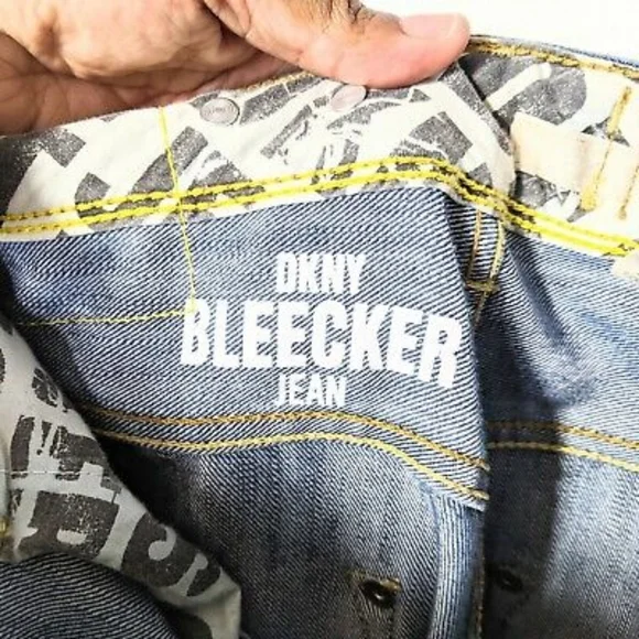 DKNY Bleecker Jean 36" x 32" - Picture 2 of 3